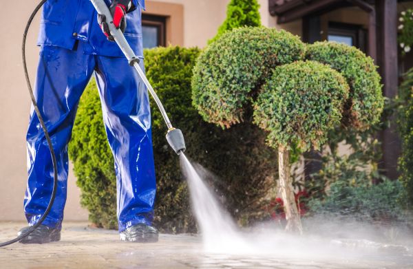 Driveway Cleaning in Franklin