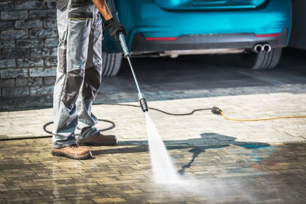 Cost of Driveway Pressure Washing in Franklin