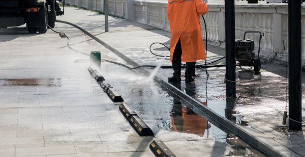 Cost of Parking Lot Pressure Washing in Franklin