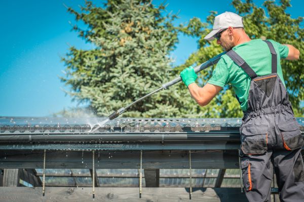 Gutter Power Washing in Franklin