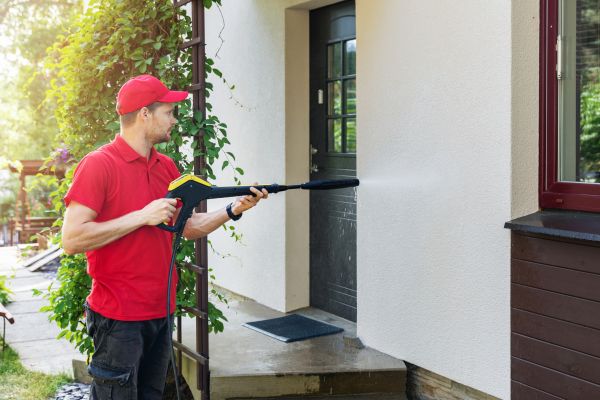 Building Exterior Cleaning in Franklin