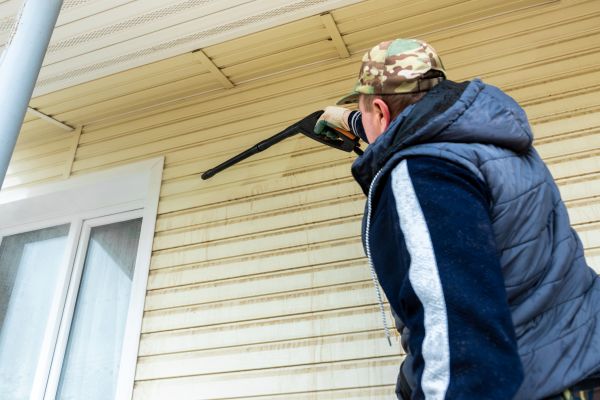Vinyl Siding Pressure Cleaning in Franklin