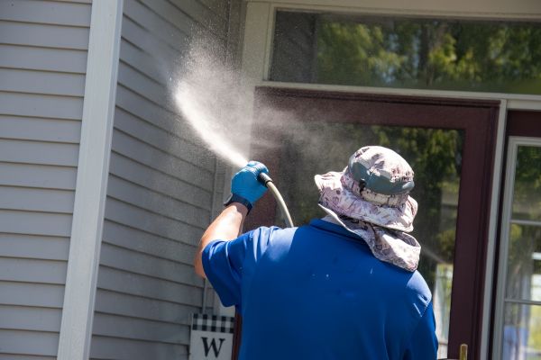 Siding Pressure Washing in Franklin